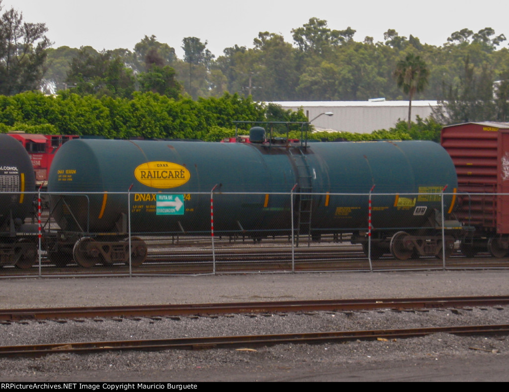 DNAX Tank Car